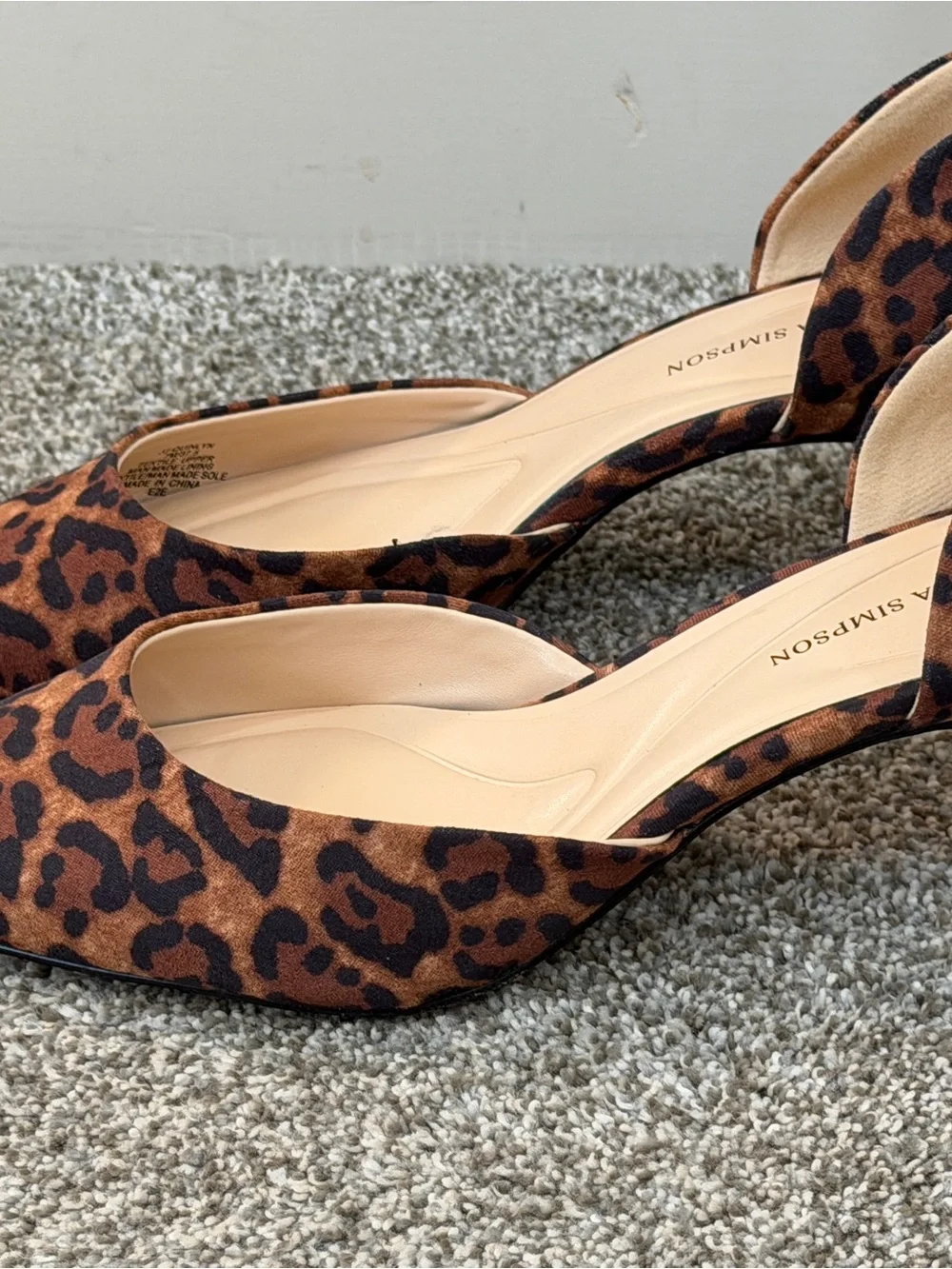 Jessica Simpson stylish leopard
